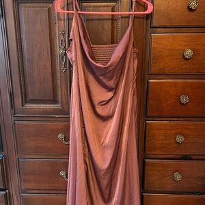 Cider curve cowl neck dress! EUC